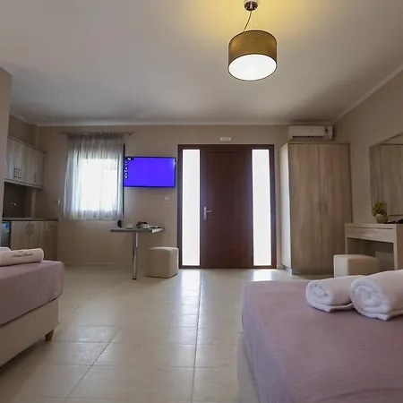 Petani Hotel Vóvikes