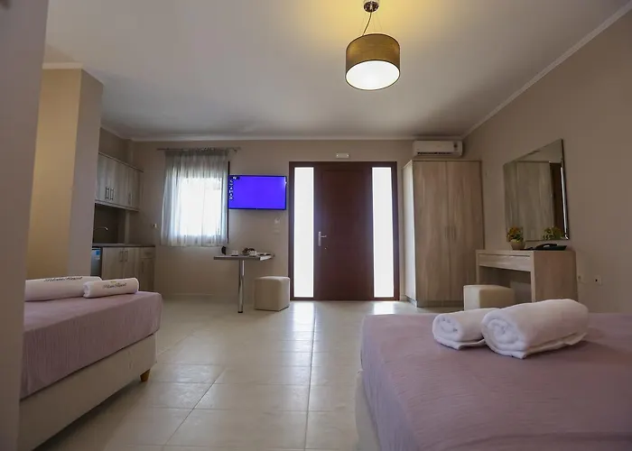 Petani Hotel Vovikes